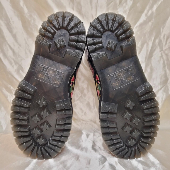 Dr. Martens Sinclair Floral Mashup leather platform boots - Picture 6 of 7